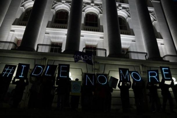 Overpass Light Brigade  #IdleNoMore Madison WI 1/13/13