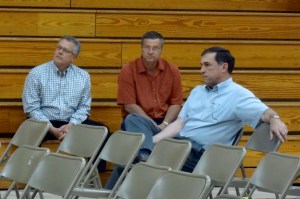 GTac Lobbyists Bob Seitz and Tim Myers, and President Bill Williams at Aug 13, 2013 DNR hearing on their bulk sample application. Photo: Rebecca Kemble
